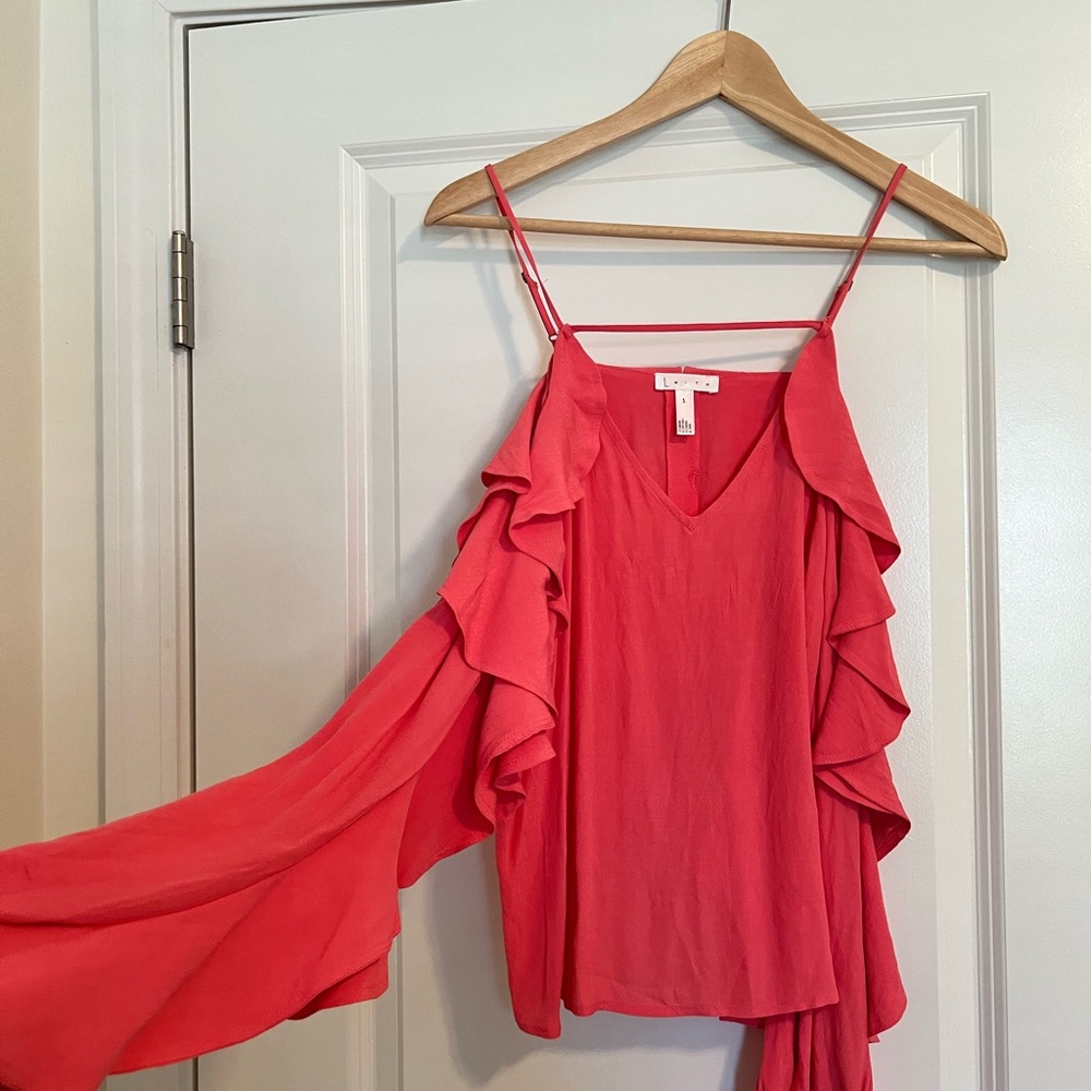 NWOT Leith Cold Shoulder Blouse
